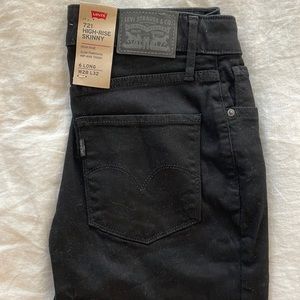 Black Levi’s Jeans